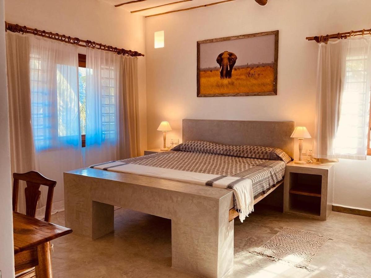 Bed and breakfast Pucci House Watamu Extérieur photo